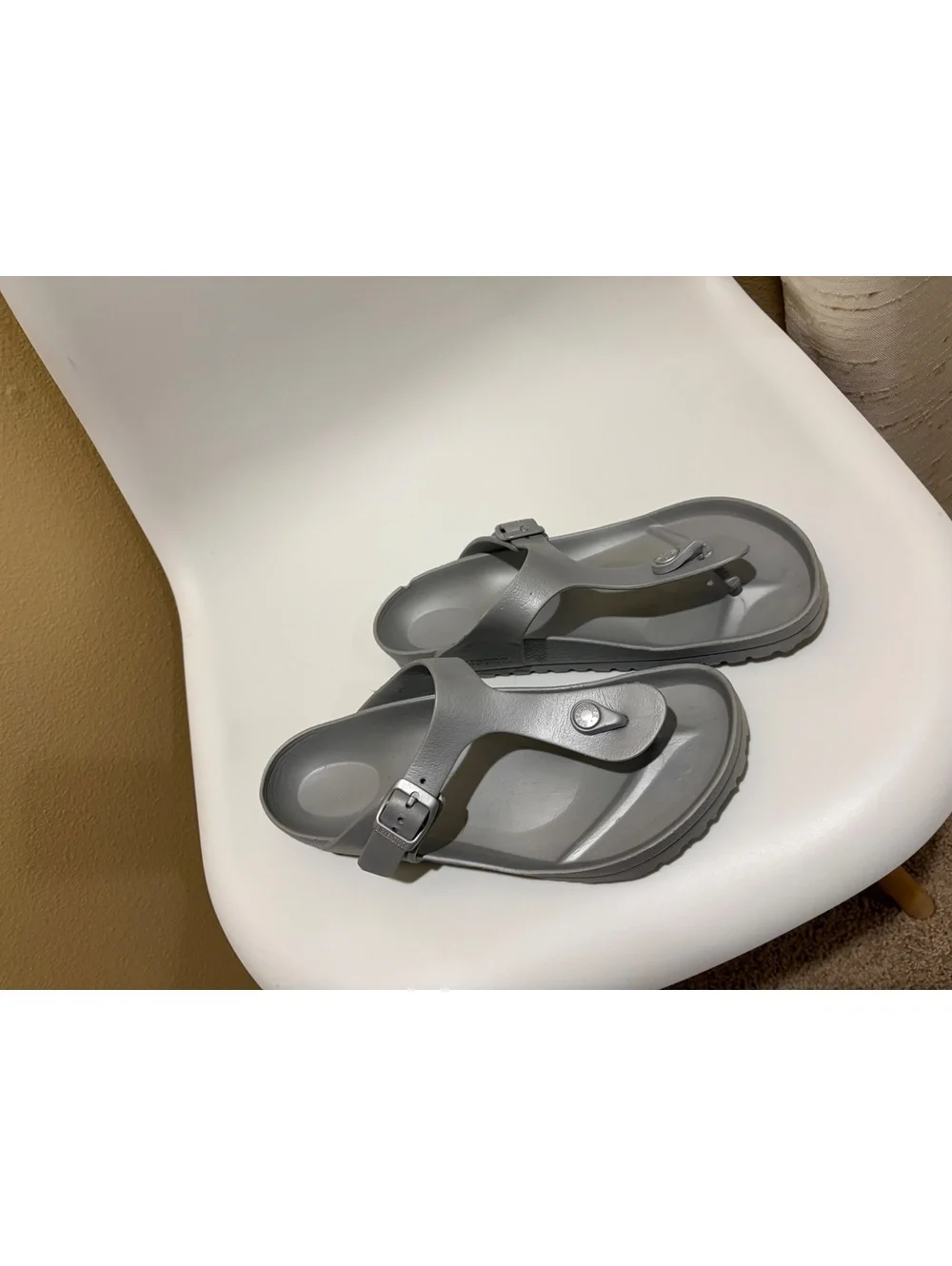 Women's gray Birkenstock Gizeh EVA sandals size 41 US size 10 shoes - Picture 1 of 10